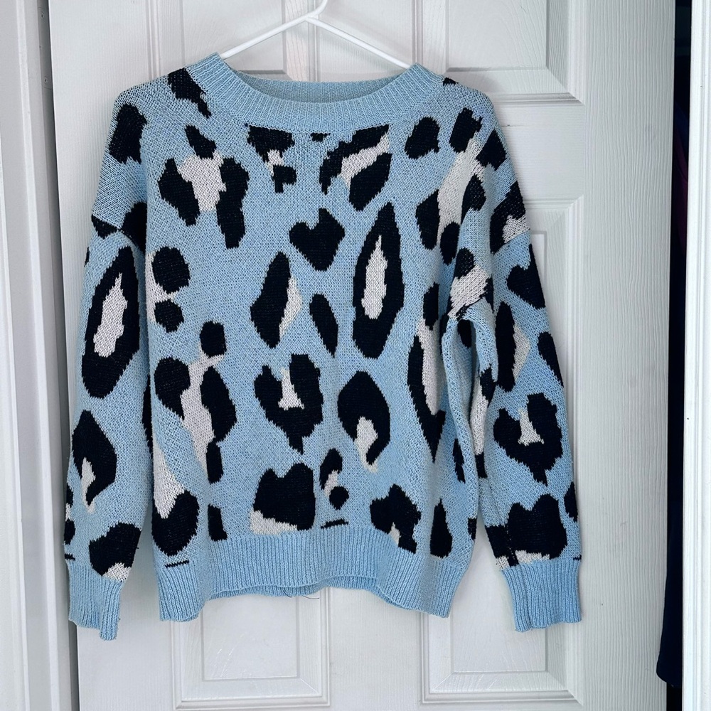 Debut Blue and Black Patterned Sweater